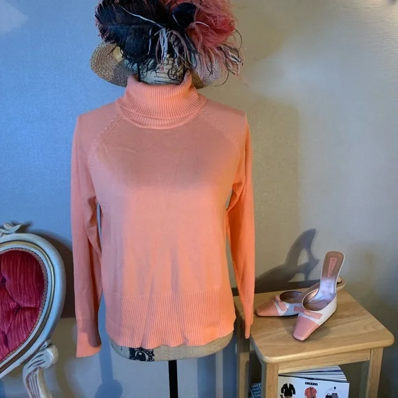 Stephanie Andrews Salmon Turtleneck - Picture 4 of 6
